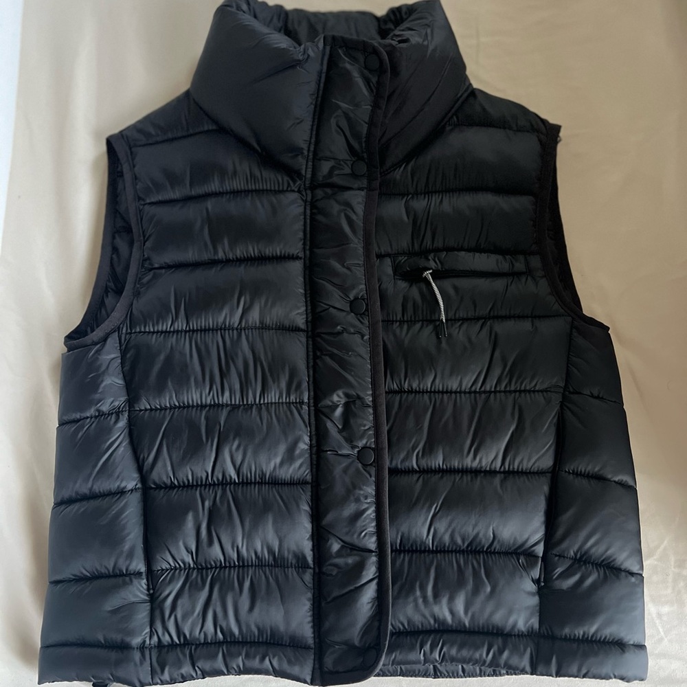 Zara puffer vest - small